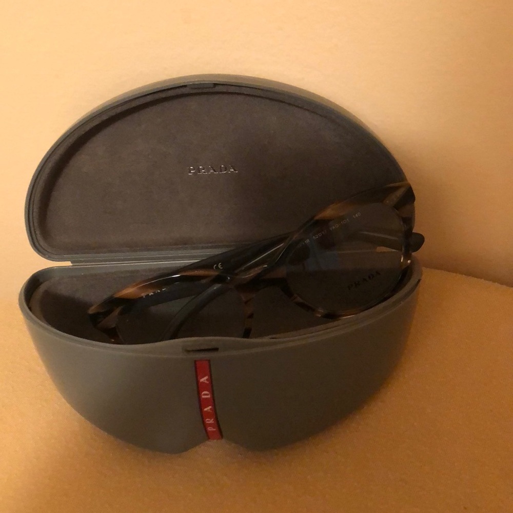 PRADA women’s designer eyewear OPR 11RV VA0101 NWT - Picture 2 of 7